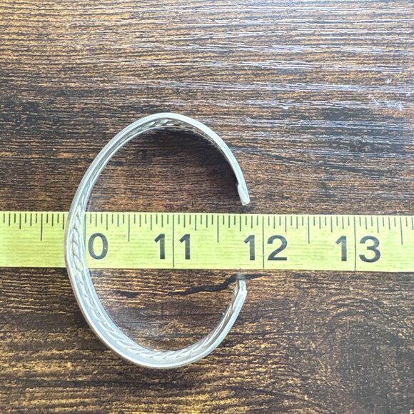 VTG Solid Sterling Silver 925 Twist Design Open Cuff Bracelet Size 7.5" Fit - Picture 9 of 11